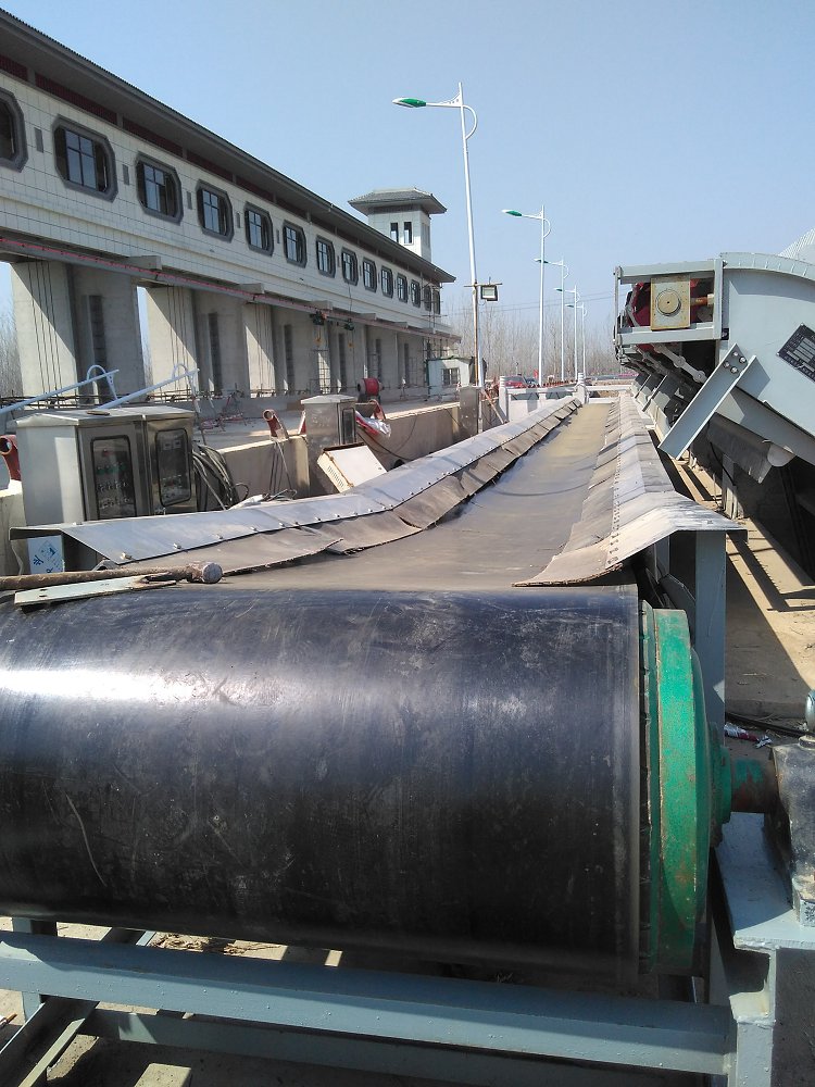 帶式輸送機(jī)國(guó)內(nèi)現(xiàn)狀